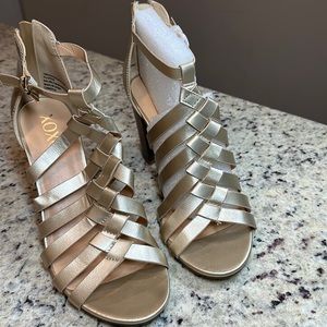 Xoxo Gold High heel Sandal Size 10
